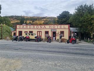 Photo of Tour Aotearoa 2024: rider Andrew Gush, 27 - Cardrona hotel