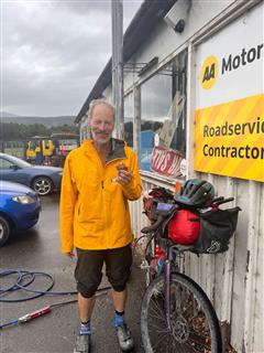 Photo of Tour Aotearoa 2023: rider Rich Truax, I ❤️ The TA (gas station pie